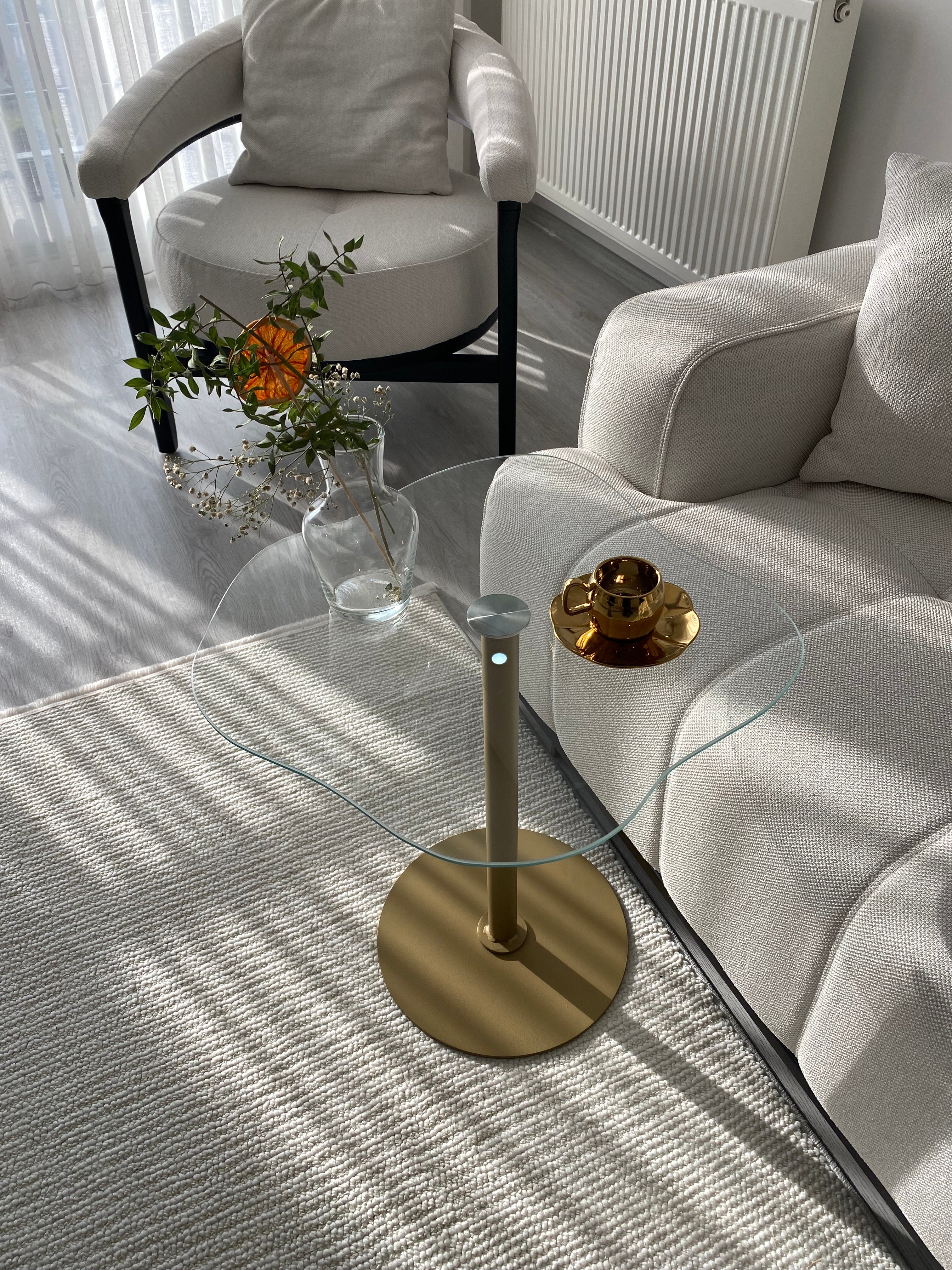 Beistelltisch Royale mit Goldfuß und Glasplatte